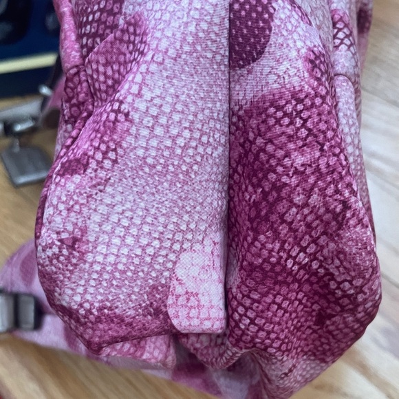 Coach Pink Rose Shoulder Bag with the matching wallet - Picture 15 of 16